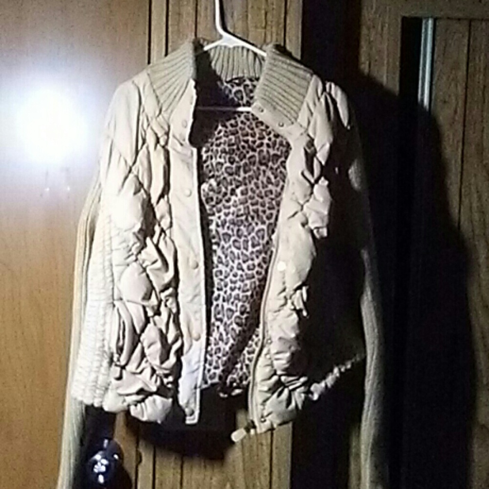 Ladies brand new Essentials by Milano jacket